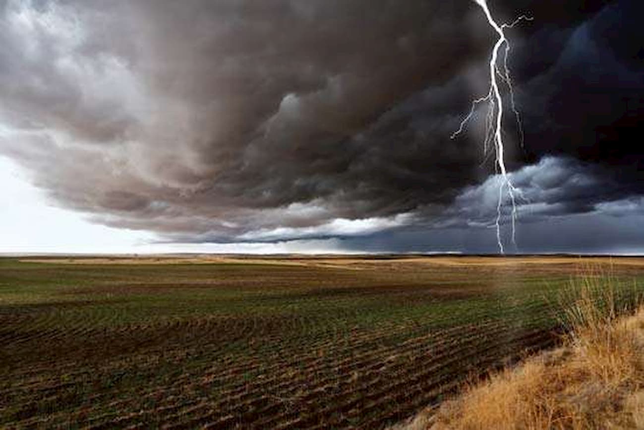 A previsão do tempo indica que nova ZCAS trará mais chuva nos próximos dias, confira!