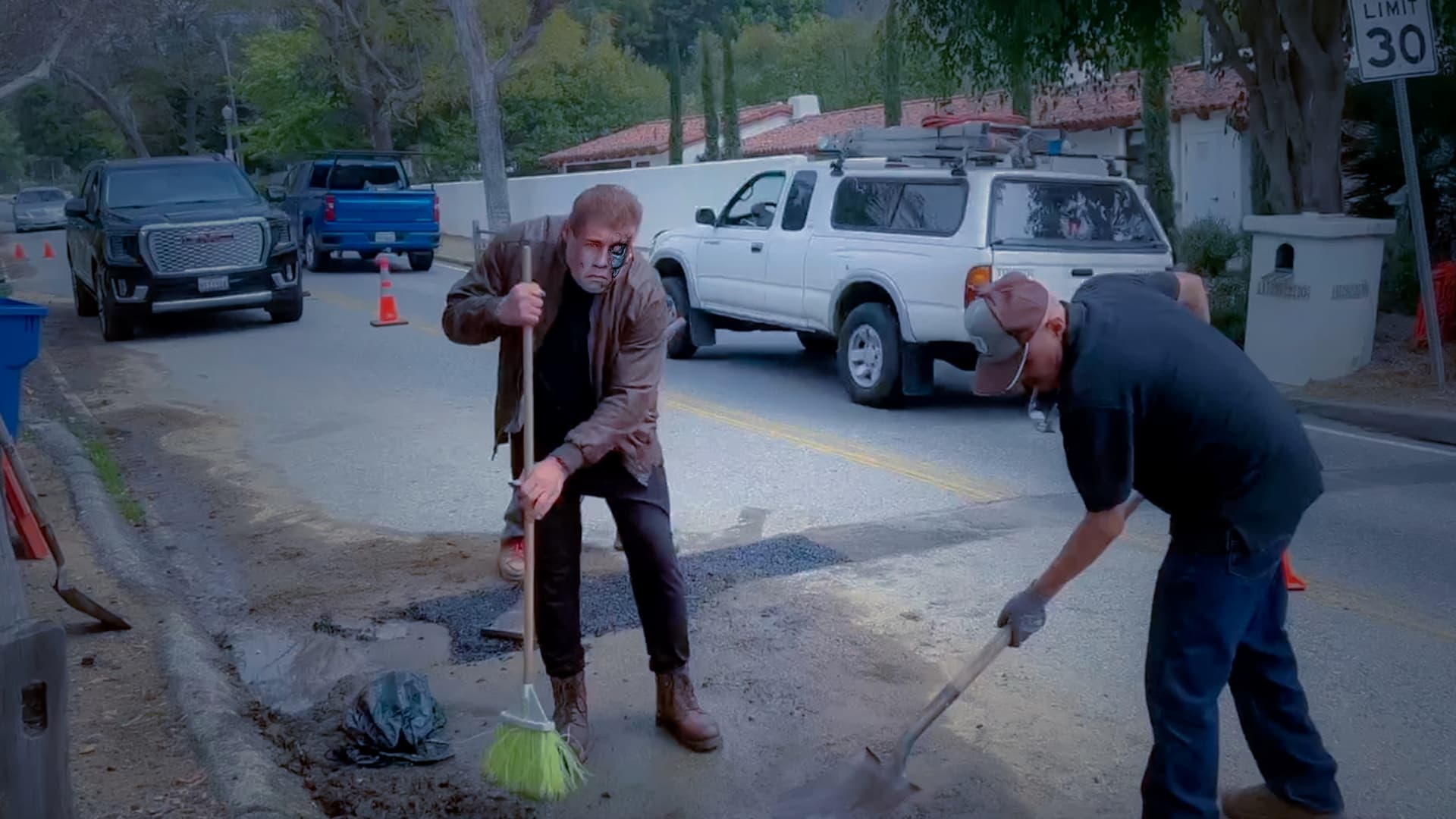 “Hasta la vista, baby”, Schwarzenegger o Exterminador de Buracos