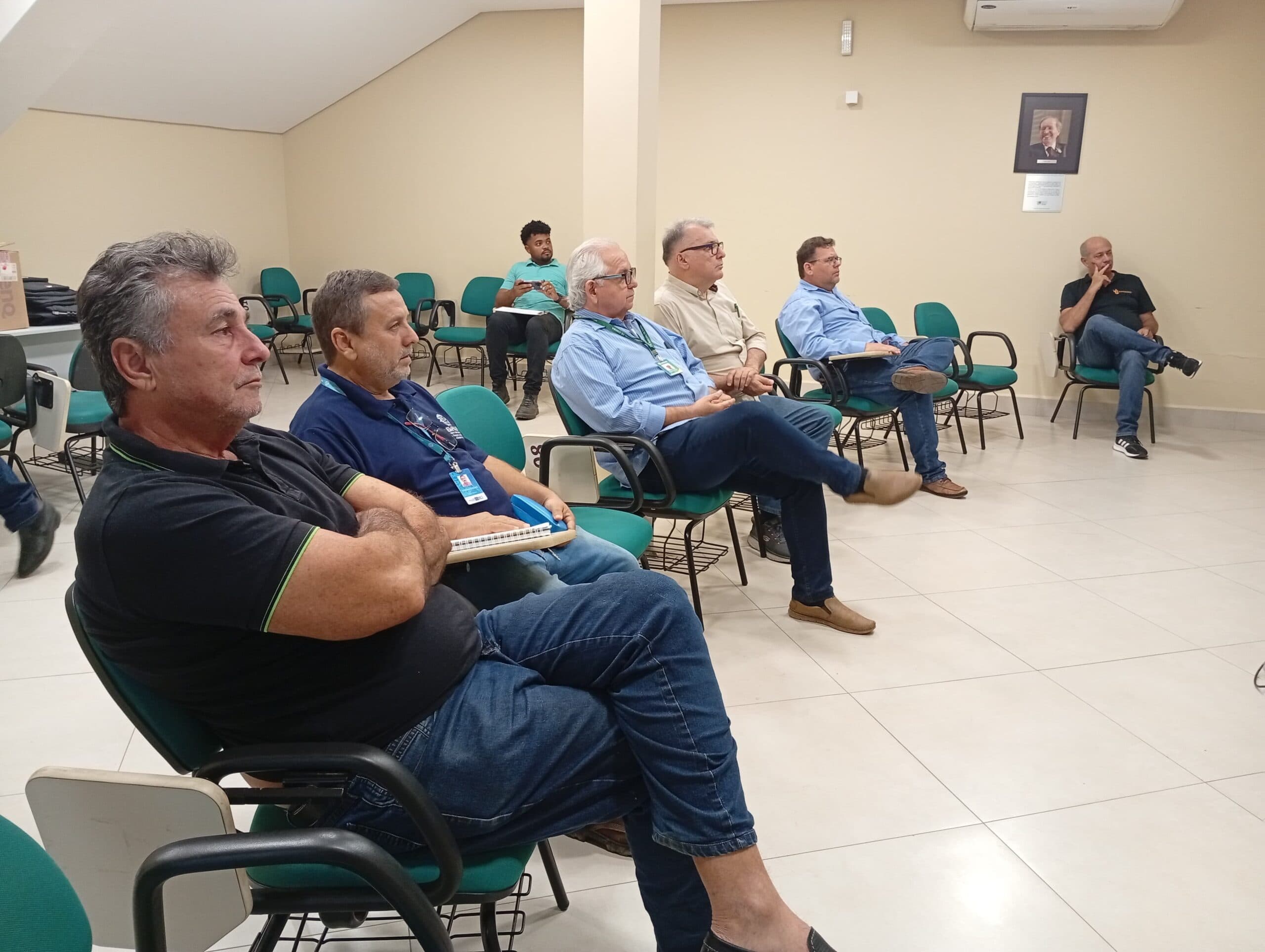 Reunião em Cuiabá exibe desafios e sinaliza novos caminhos para a pecuária de leite