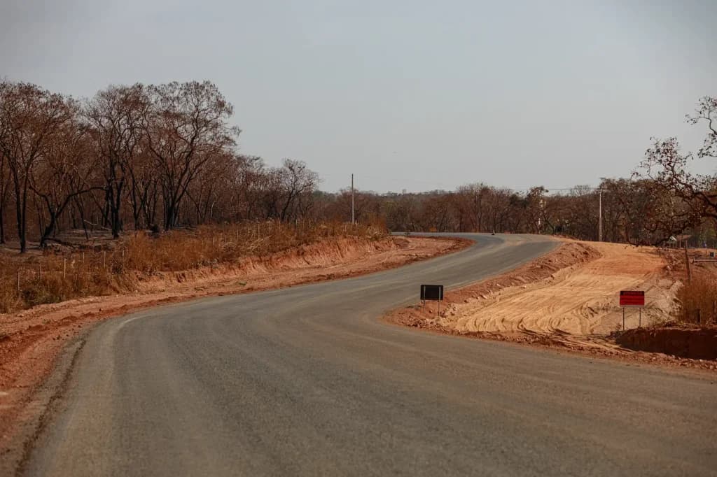 Obras para asfaltamento da Rodovia MT-400 estão finalizando