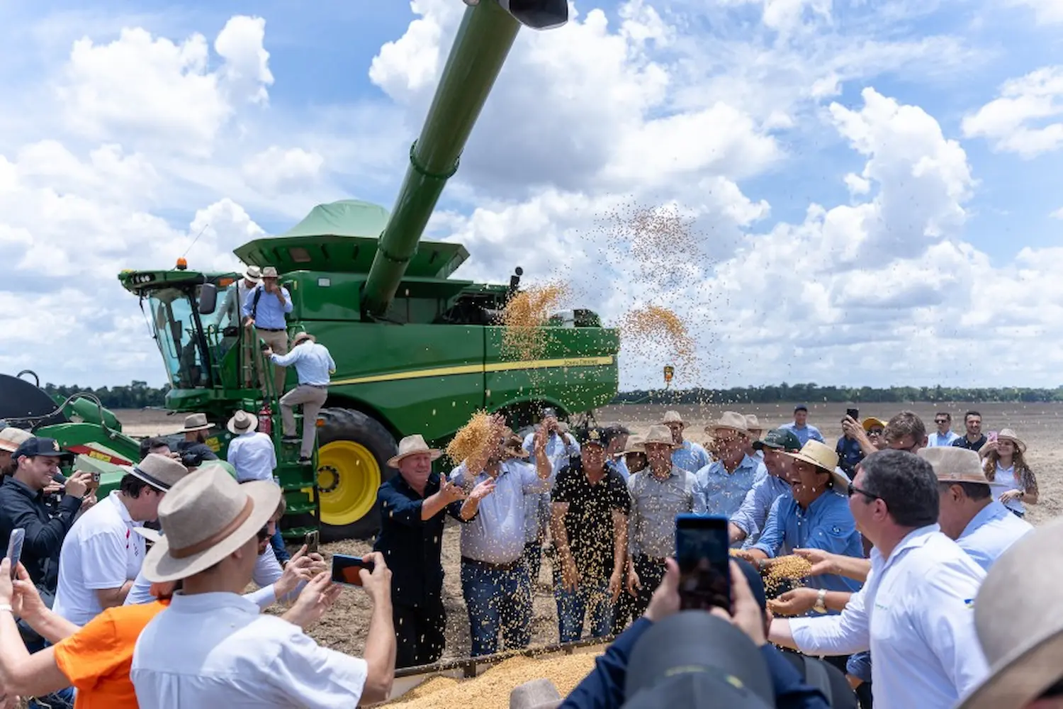 Abertura nacional da colheita da safra 2024/25 destaca a produção sustentável de soja