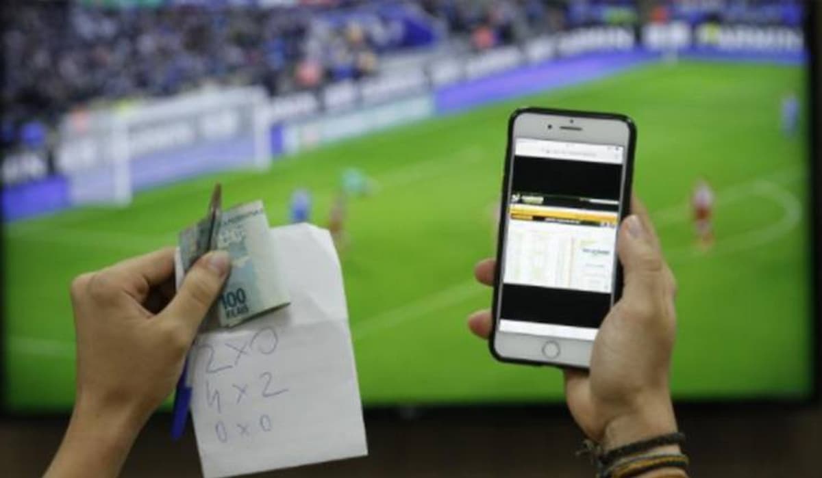 Paix&atilde;o nacional, o futebol mant&eacute;m popularidade tamb&eacute;m nas apostas online